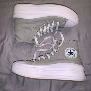 Women’s Platform Converse — Size 7, Sage Green